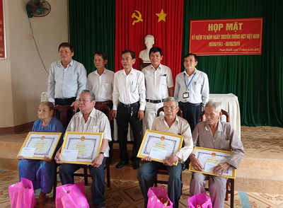 2019.20.6 Phuoc Khanh hop mat NCT.png