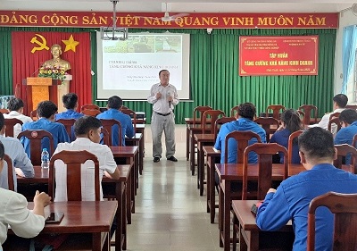 tap huan khoi nghiep.jpg