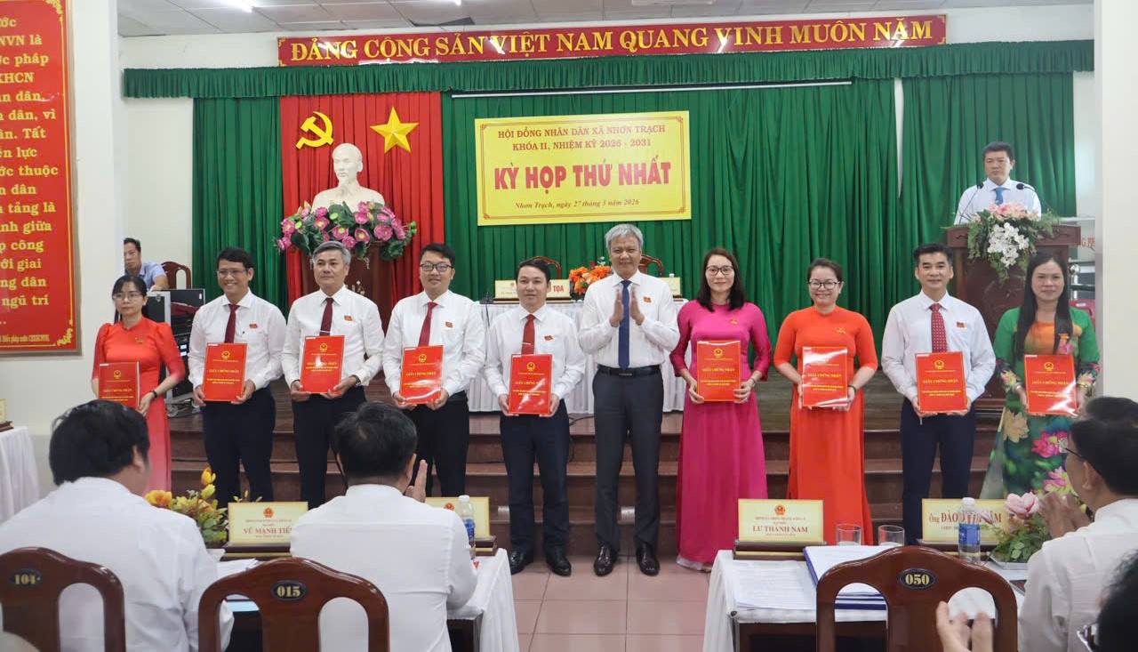 z7665542741930 1d99e95bec4e449978119469aad8dc25