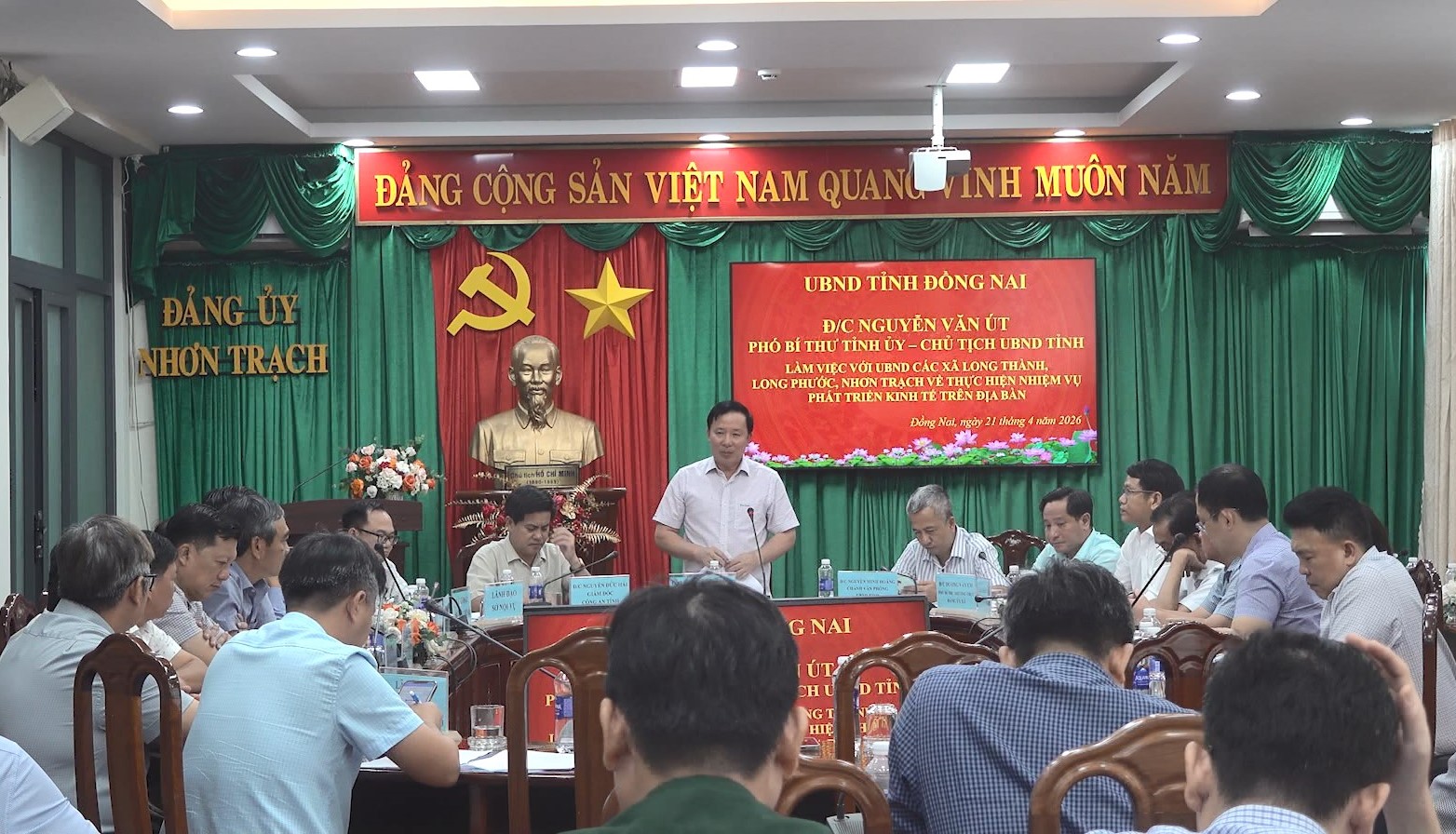 NGUYEN VAN UT mpg snapshot 01 31 070