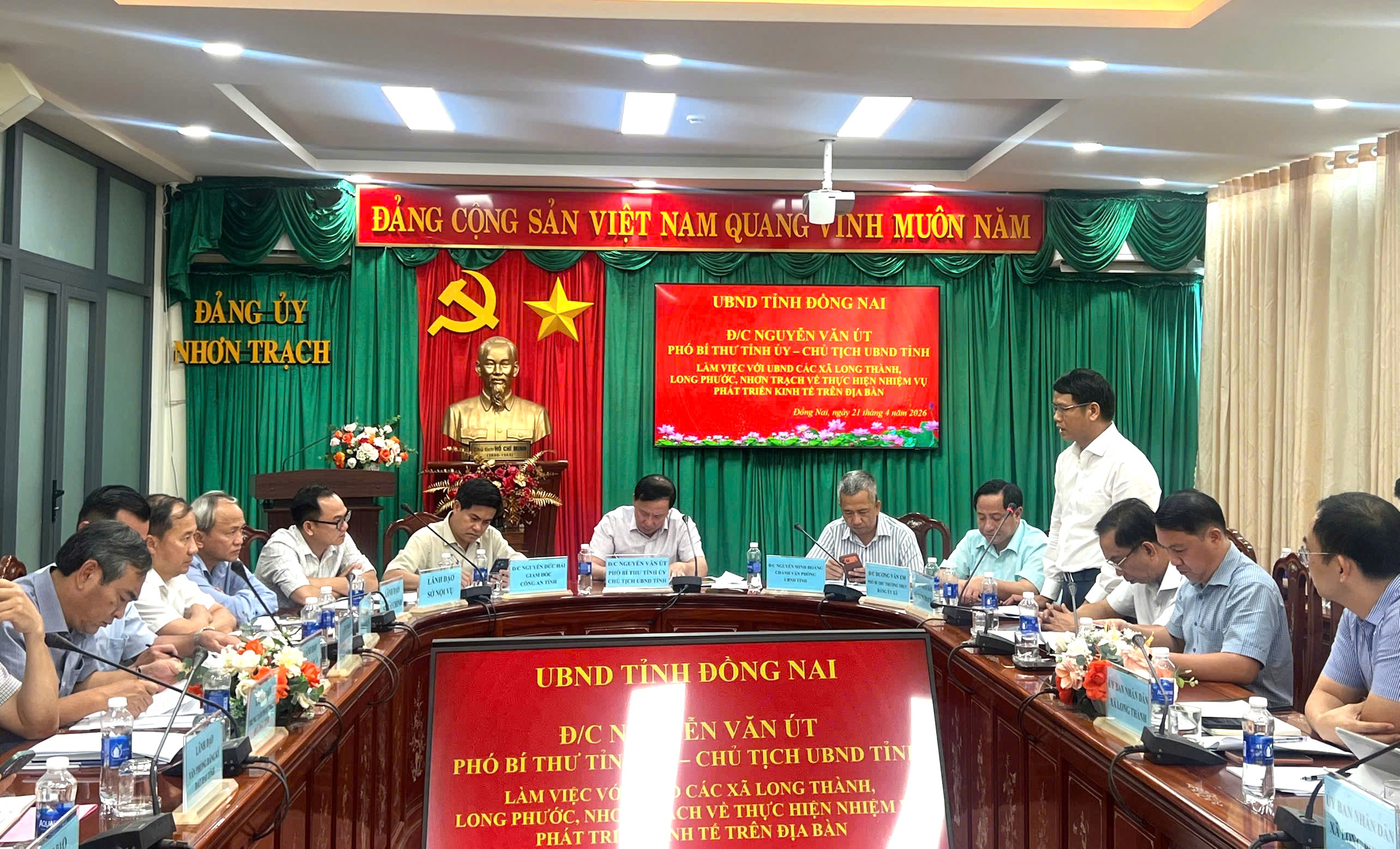 z7747360752402 04ff19a624a214faccdb22d88d15fd22